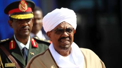 السودان يستعيد 4 مليار دولار من ممتلكات البشير ومعاونيه