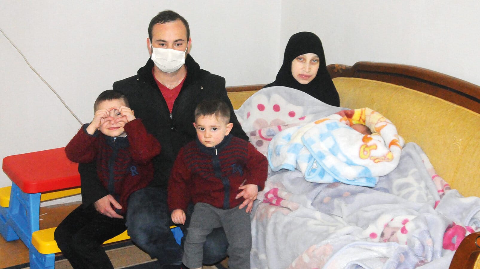 الإقامة الجبرية لسائق تكسي رفض نقل إمرأة سورية حامل للمشفى في تركيا