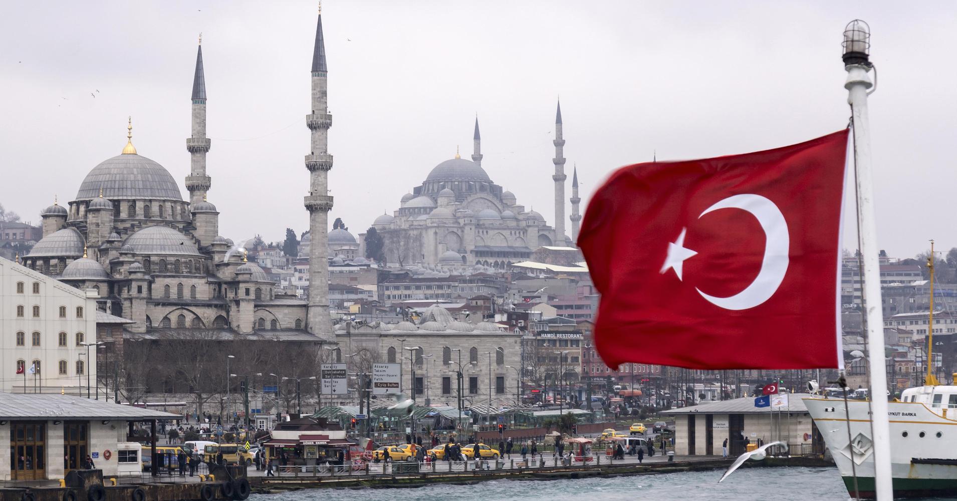 تركيا حظر تجول جديد قد يشمل أيام العيد