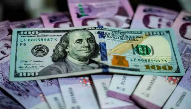 الليرة السورية تترنح أمام الدولار