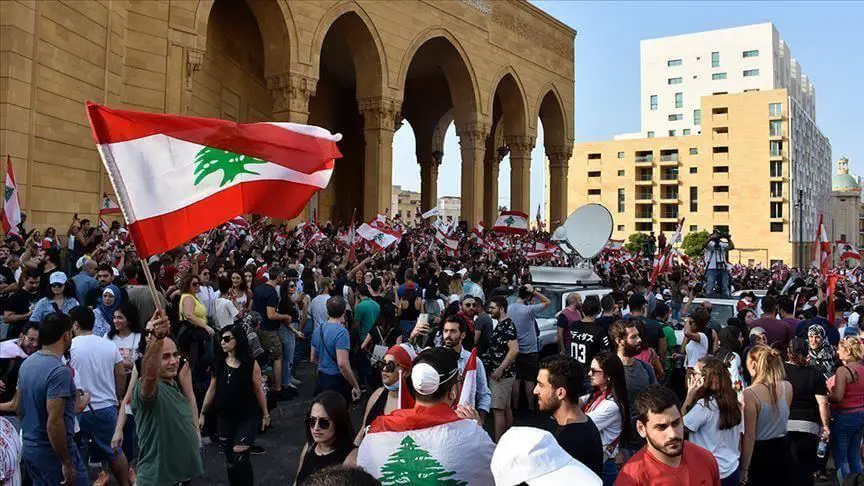 المتظاهرون يواصلون احتجاجاتهم ضد الحكومة في لبنان