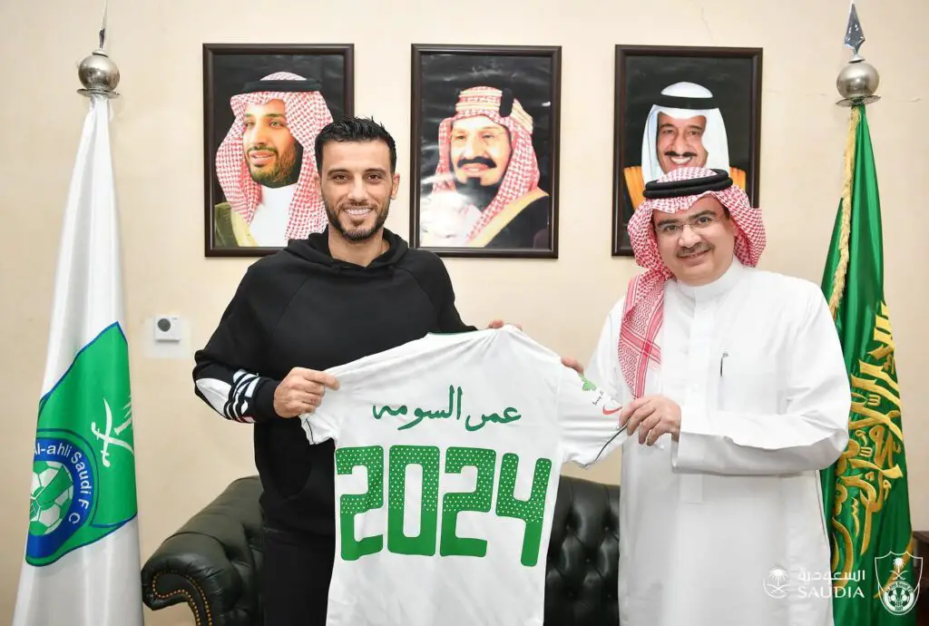 تفاصيل عقد عمر السومة مع نادي الأهلي السعودي حتى عام 2024