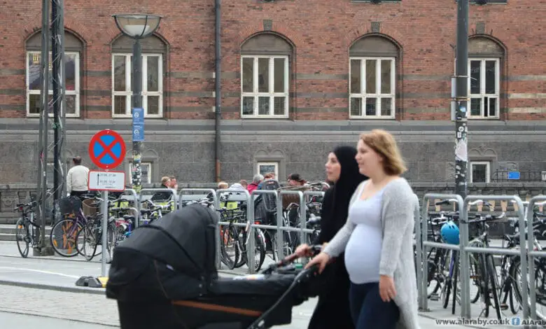 الدنمارك: اعتداء عنصري على مسلمة محجبة