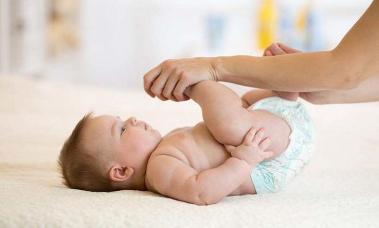 علاج الامساك عند الاطفال عمر 8 شهور