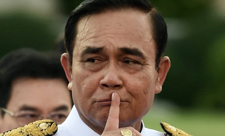 في تايلاند.. تغريم رئيس الوزراء لمخالفته قرار إلزامية ارتداء "الكمامة"