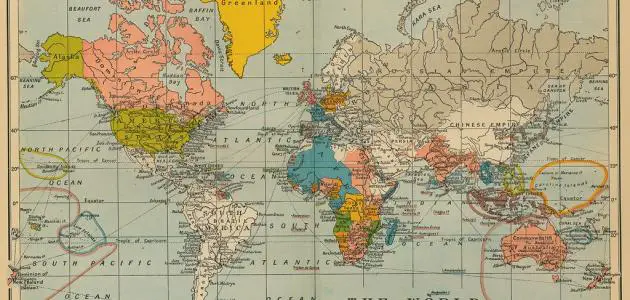 اول من رسم خريطة العالم