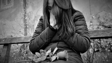 كيف انسى شخص تعلقت به