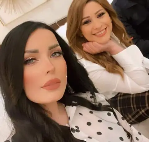 امارات رزق تزوجت مرتين وتعرضت للرجم بالحجارة في مشهد تمثيلي 3 امارات رزق تزوجت مرتين وتعرضت للرجم بالحجارة في مشهد تمثيلي