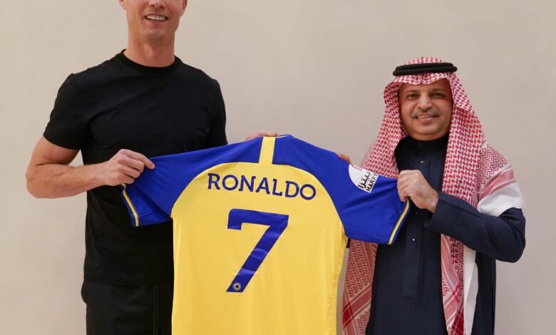 تفاصيل عقد نادي النصر مع البرتغالي كريستيانو رونالدو حتى 2025